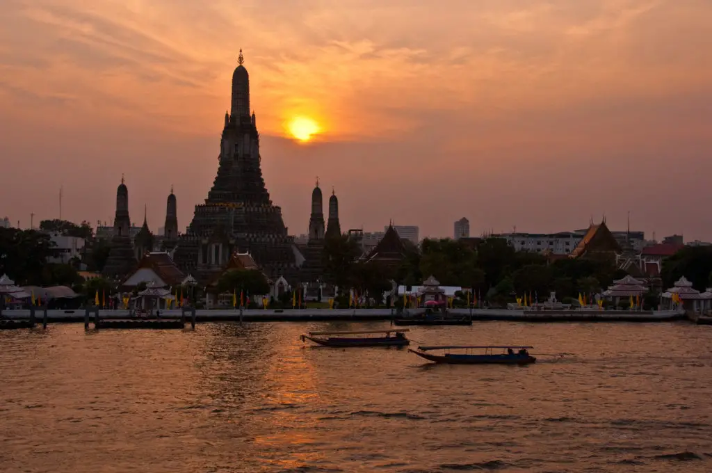 Wat-Arun-Temple-Of-Dawn