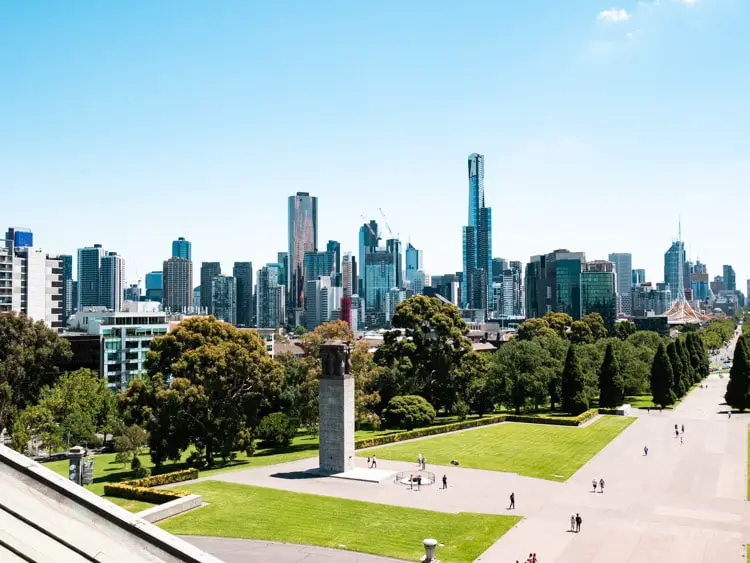 melbourne-skyline-view