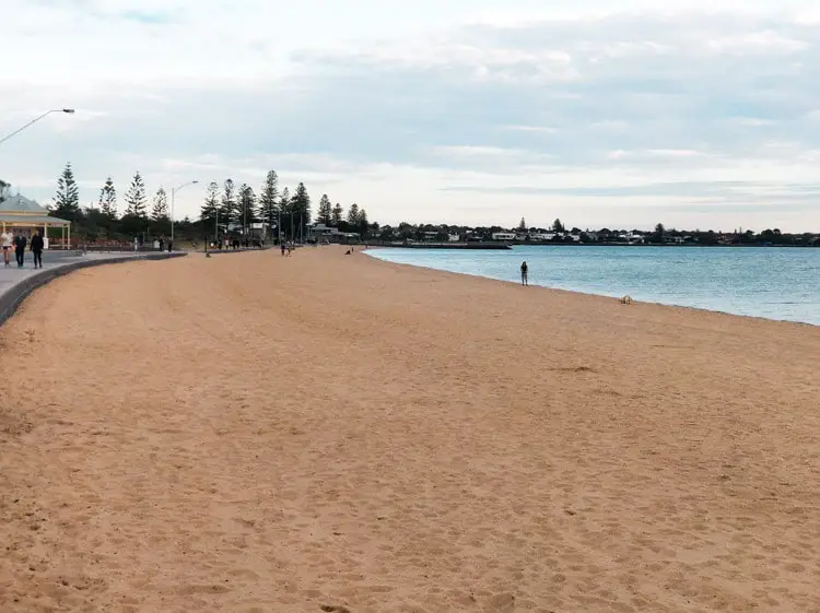 family-beaches-in-melbourne