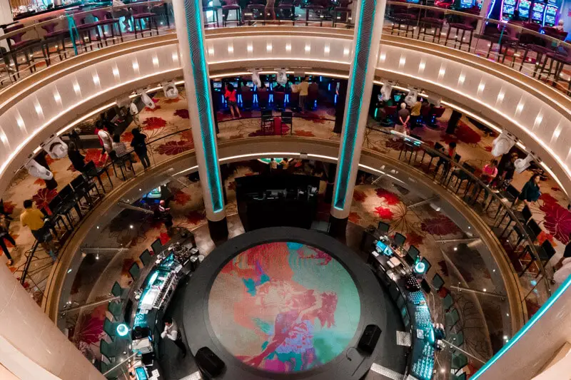 genting dream cruise interior