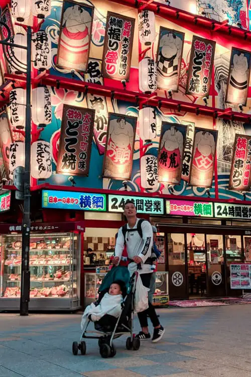 shinsekai-walking-tour-osaka